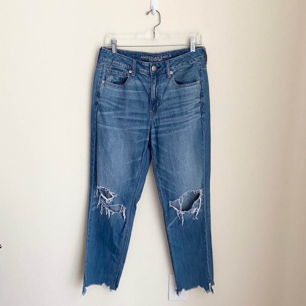 American Eagle Hi-Rise Tomgirl Jeans - Picture 2 of 16